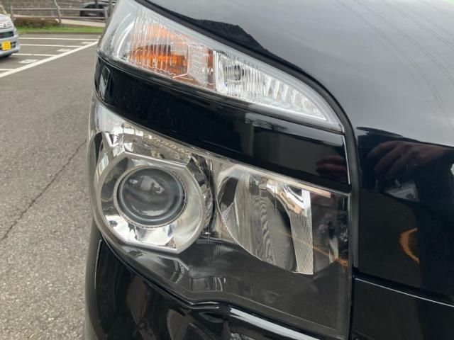 TOYOTA VOXY 4WD 2012 Image 31