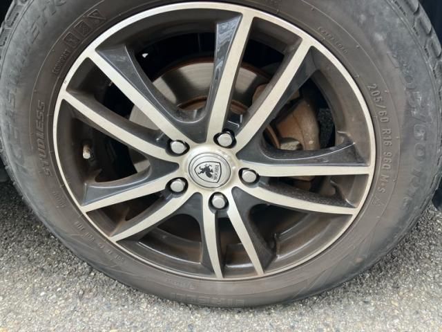 TOYOTA VOXY 4WD 2012 Image 31