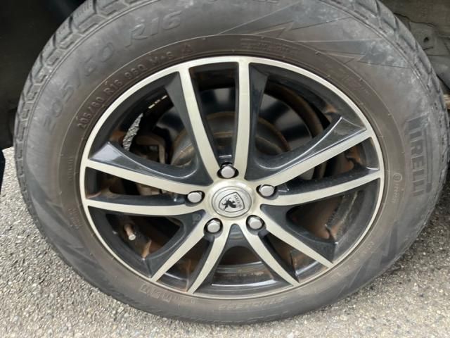 TOYOTA VOXY 4WD 2012 Image 31