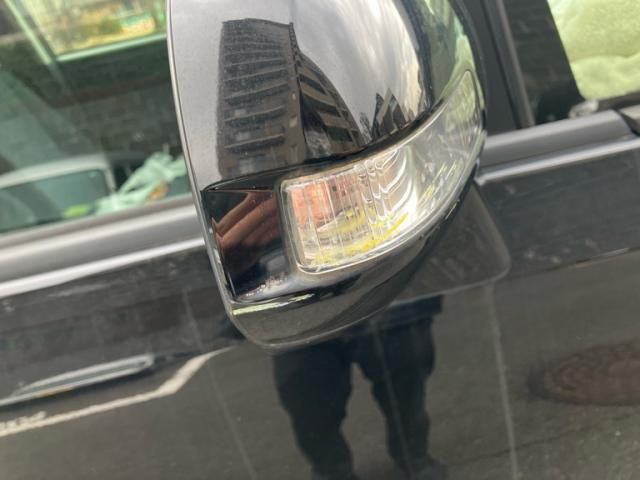 TOYOTA VOXY 4WD 2012 Image 31