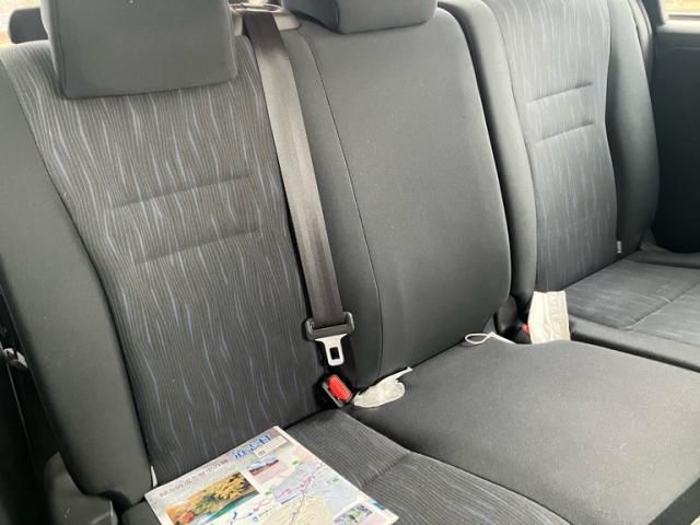 TOYOTA VOXY 4WD 2012 Image 31