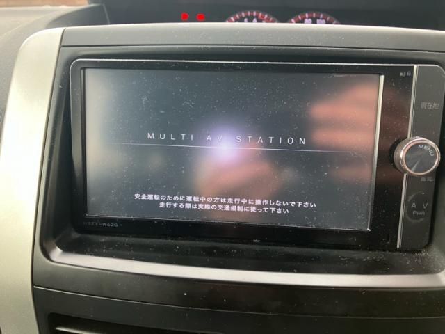 TOYOTA VOXY 4WD 2012 Image 31