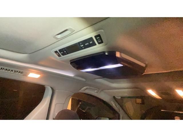 TOYOTA VELLFIRE 2010 Image 31