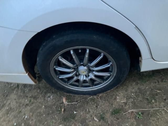 TOYOTA PRIUS ALPHA 2013 Image 31