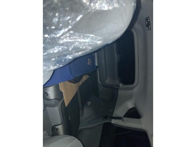 TOYOTA PRIUS ALPHA 2013 Image 31