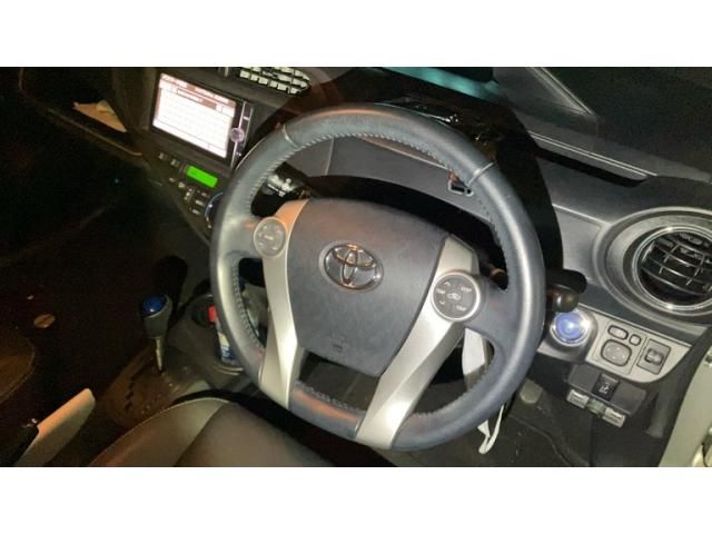 TOYOTA AQUA 2014 Image 31