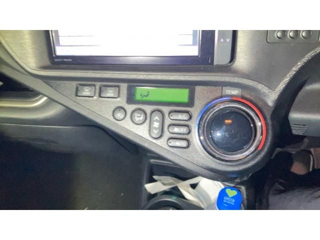 TOYOTA AQUA 2014 Image 31