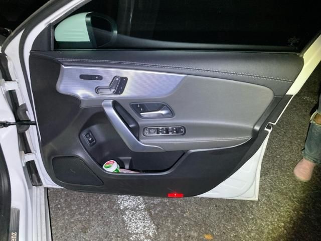 MERCEDES BENZ A CLAS 2019 Image 31