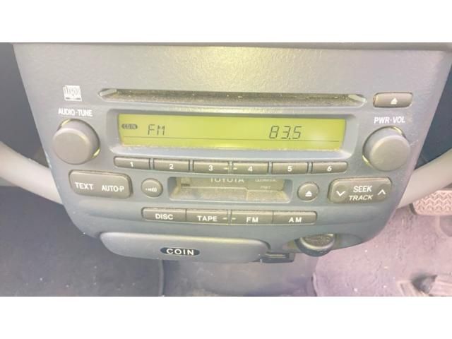 TOYOTA VITZ 2002 Image 31