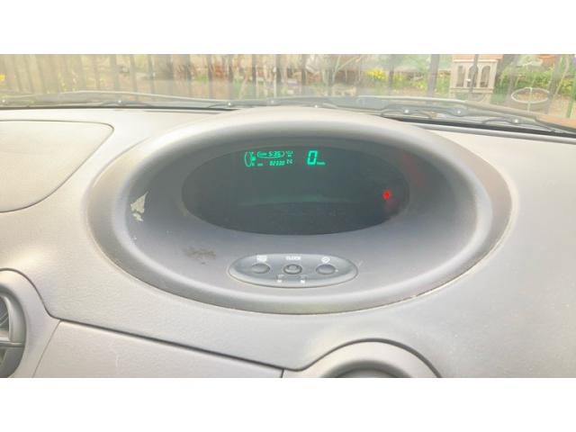 TOYOTA VITZ 2002 Image 31