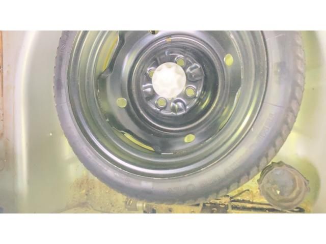 TOYOTA VITZ 2002 Image 31