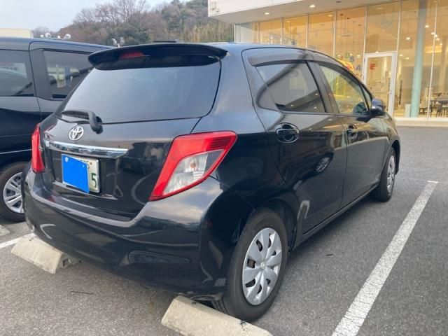 TOYOTA VITZ 2011 Image 31