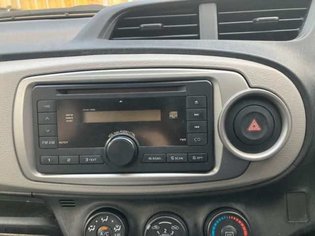 TOYOTA VITZ 2011 Image 31