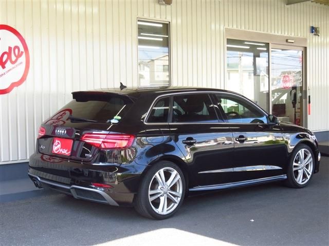 AUDI A3 SPORTBACK 2018 Image 31