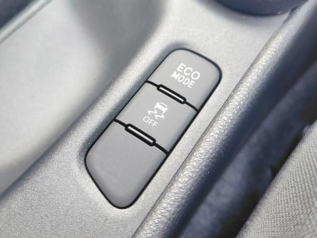 TOYOTA YARIS 2020 Image 31