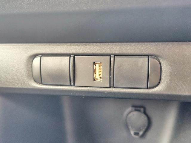 TOYOTA YARIS 2020 Image 31