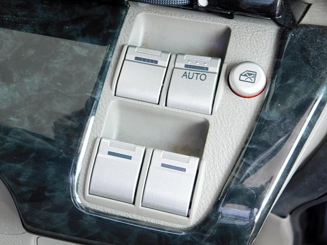 HONDA EDIX  4WD 2005 Image 31