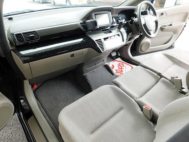 HONDA EDIX  4WD 2005 Image 31