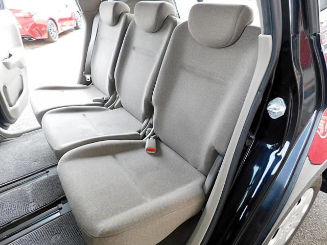 HONDA EDIX  4WD 2005 Image 31