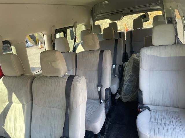 NISSAN NV350 CARAVAN MICROB 2017 Image 31