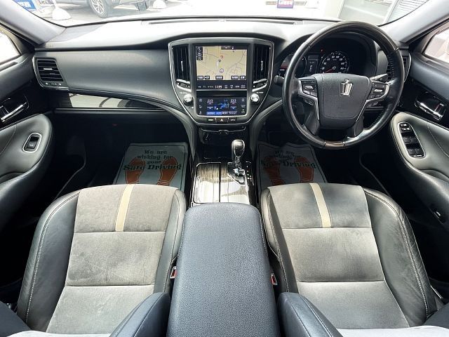 TOYOTA CROWN SEDAN HYBRID 2016 Image 31