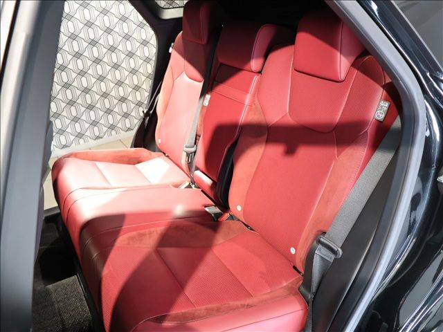 TOYOTA LEXUS RX500H 2023 Image 31