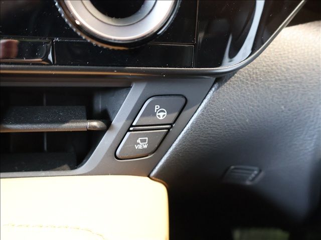 TOYOTA LEXUS NX350H 2023 Image 31