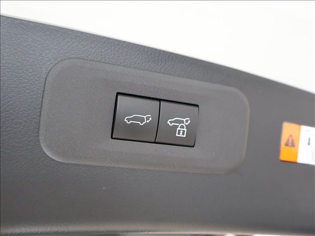 TOYOTA LEXUS NX350H 2023 Image 31