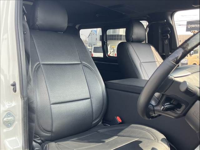 TOYOTA HIACE VAN 2WD 2020 Image 31