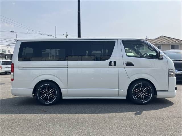 TOYOTA HIACE VAN 2WD 2020 Image 31