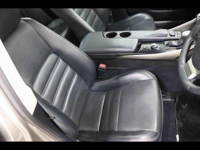 TOYOTA LEXUS IS300H 2013 Image 31