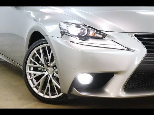 TOYOTA LEXUS IS300H 2013 Image 31