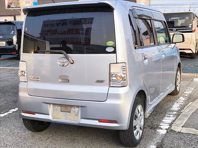 TOYOTA PIXIS SPACE CUSTOM 2013 Image 31