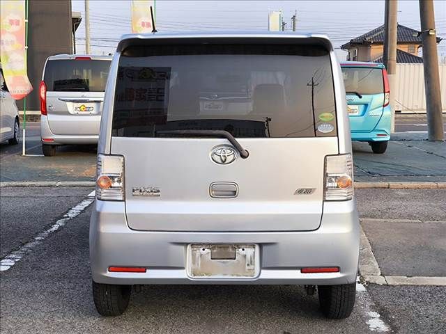 TOYOTA PIXIS SPACE CUSTOM 2013 Image 31