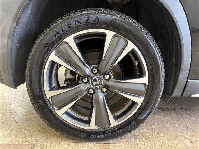 TOYOTA LEXUS UX250H 2018 Image 31