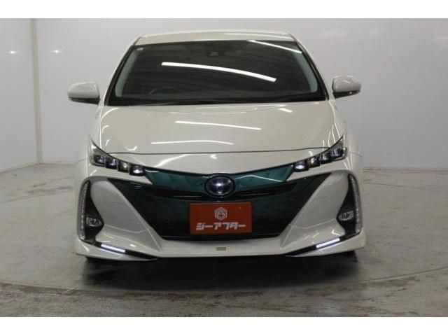 TOYOTA PRIUS PHV 2017 Image 31