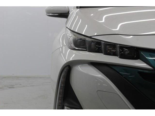 TOYOTA PRIUS PHV 2017 Image 31