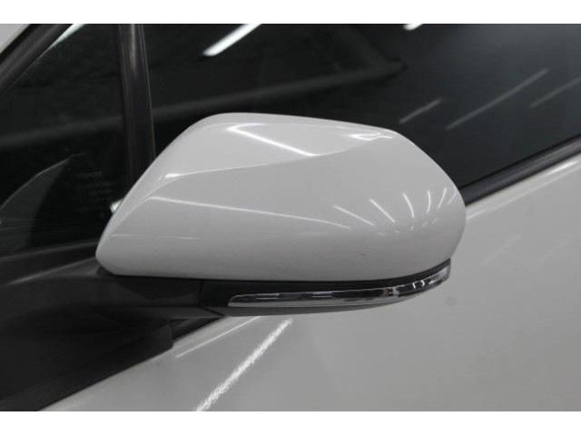 TOYOTA PRIUS PHV 2017 Image 31