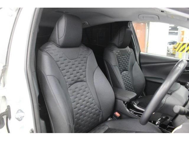 TOYOTA PRIUS PHV 2017 Image 31