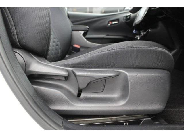 TOYOTA PRIUS PHV 2017 Image 31