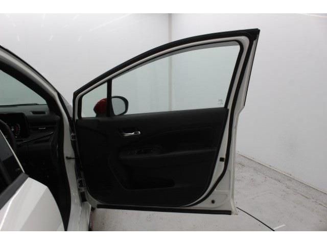 NISSAN AURA 2022 Image 31