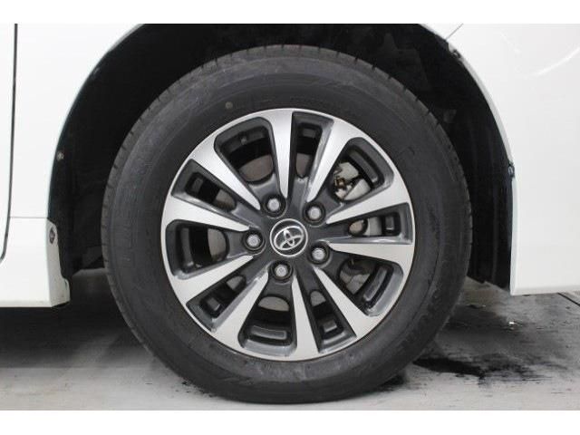 TOYOTA ESQUIRE HYBRID 2017 Image 31