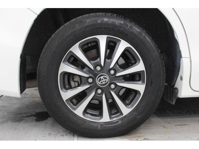 TOYOTA ESQUIRE HYBRID 2017 Image 31