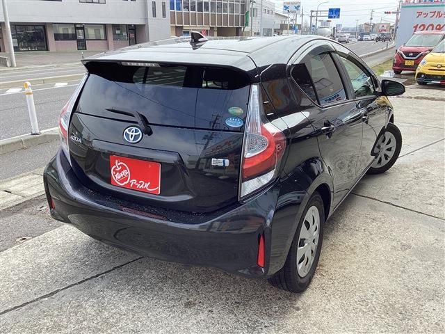 TOYOTA AQUA 2017 Image 31