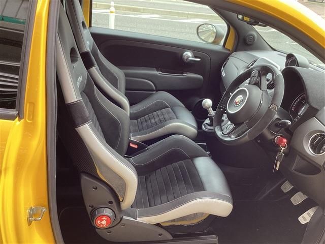 FIAT ABARTH 595 2019 Image 31