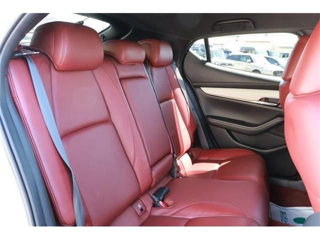 MAZDA 3 FASTBACK 2021 Image 31