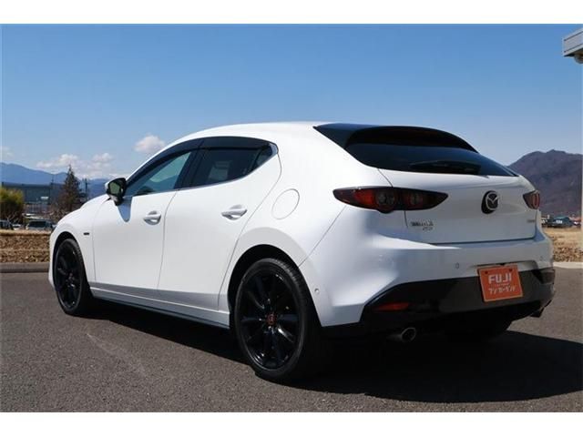 MAZDA 3 FASTBACK 2021 Image 31