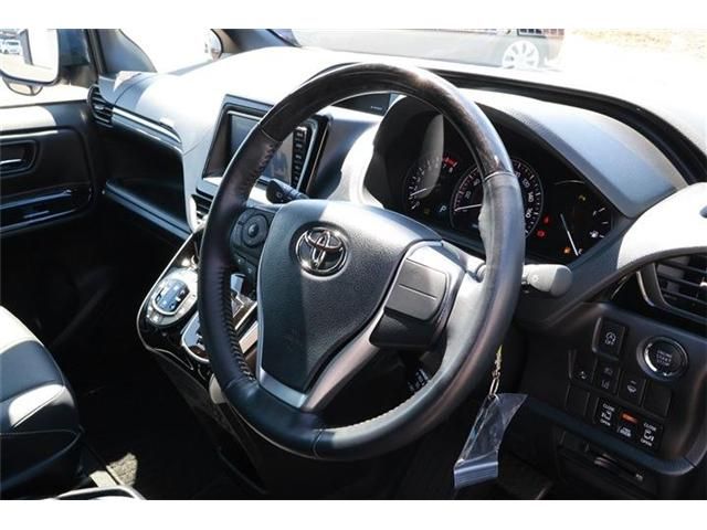 TOYOTA ESQUIRE 4WD 2021 Image 31