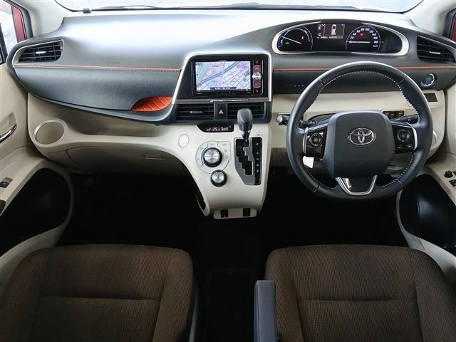 TOYOTA SIENTA HYBRID 2015 Image 31