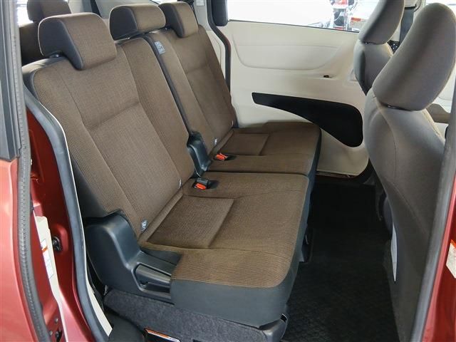 TOYOTA SIENTA HYBRID 2015 Image 31